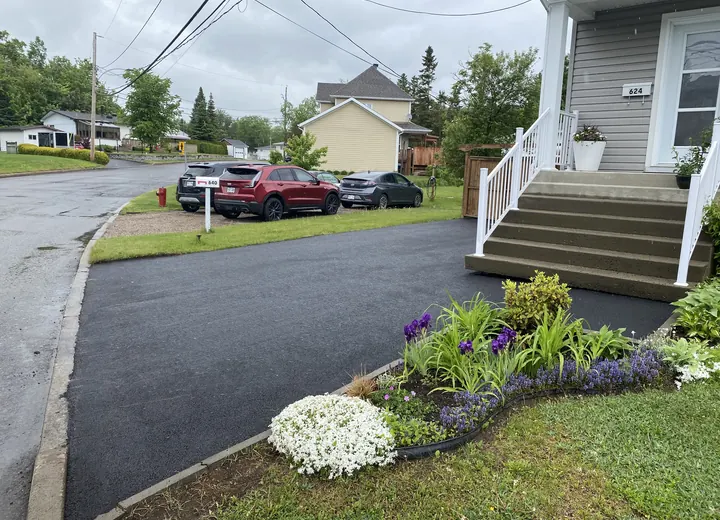 Travaux d'Asphaltage effectué dans le secteur de Beauport à Québec.King Bitume